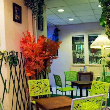 Notre Dame Auxiliatrice 酒店 卢德