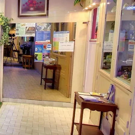 Notre Dame Auxiliatrice 2* Lourdes