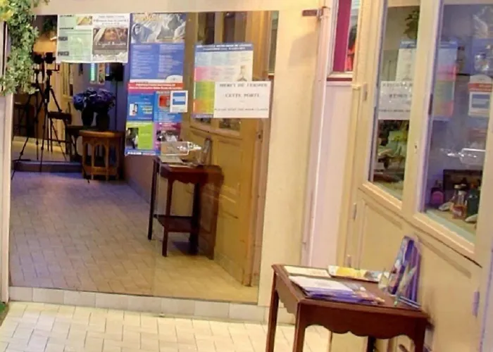 Notre Dame Auxiliatrice 2* Lourdes