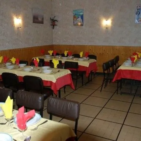 Notre Dame Auxiliatrice Отель 2*