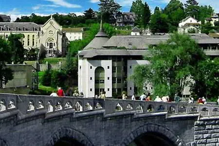 Notre Dame Auxiliatrice Отель 2*